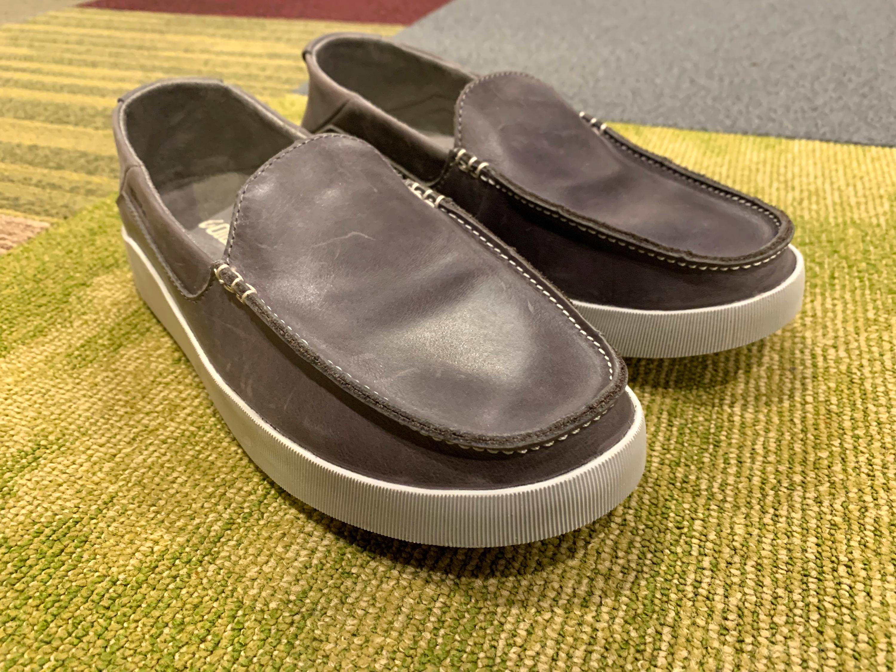 OluKai Kou Men\'s Charcoal Gray Leather Slip-On Loafers olukai-men-moloa-black-toffee-  main image 4
