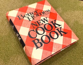 Vintage Better Homes and Gardens New Cook Book Binder Style 1969 Cookbook Second Printing