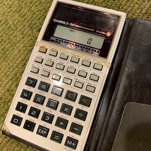 Vintage Casio FX-910 Scientific Calculator