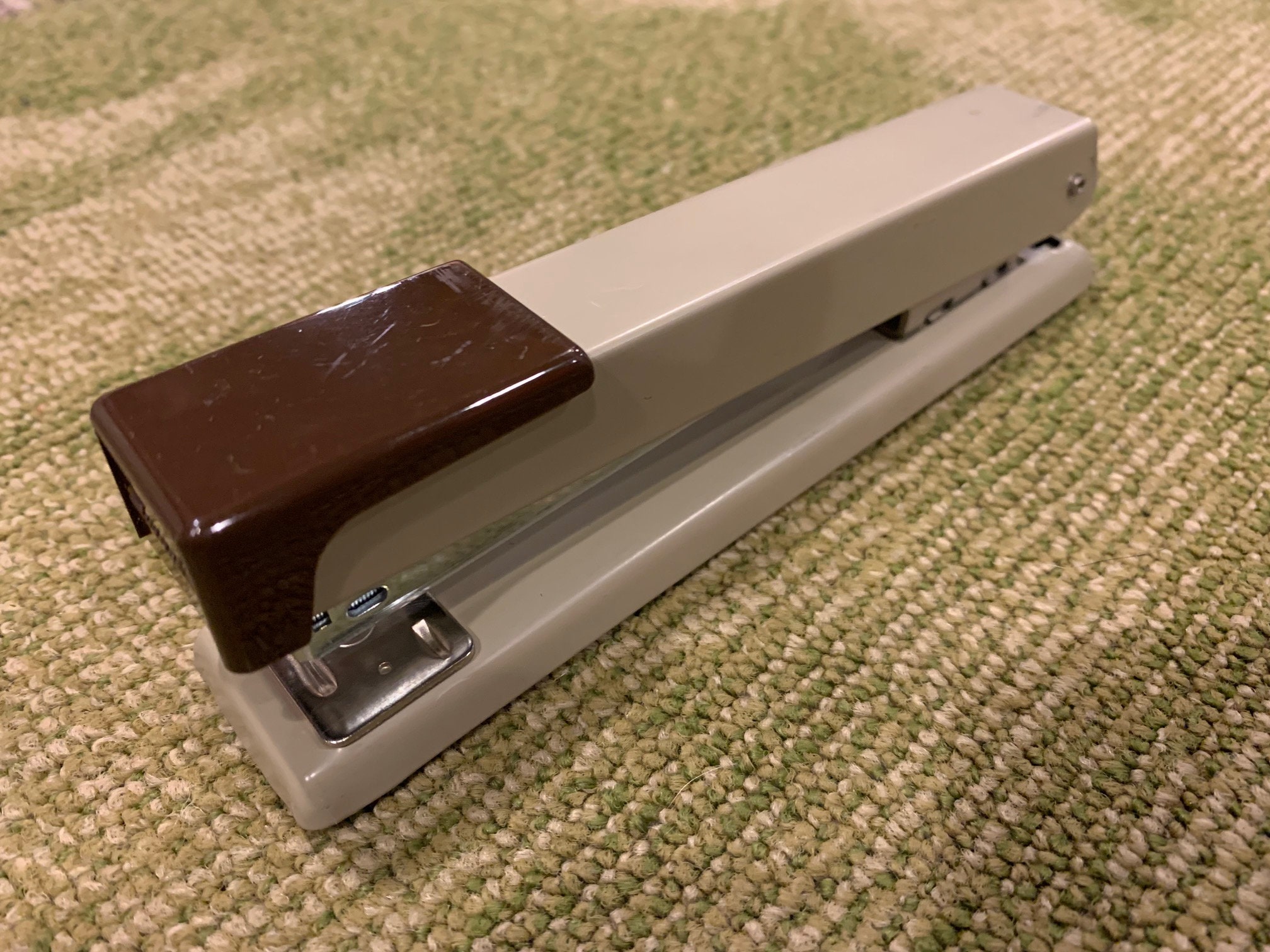 Vintage Swingline MODEL 66-A Automatic Electric Stapler / Hands Free Tool  for a Business or Home Office 