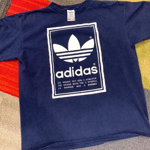 Vintage Adidas Trefoil Die Marke Mit Den Tshirt Size XL Made in USA 1990s Double Sided