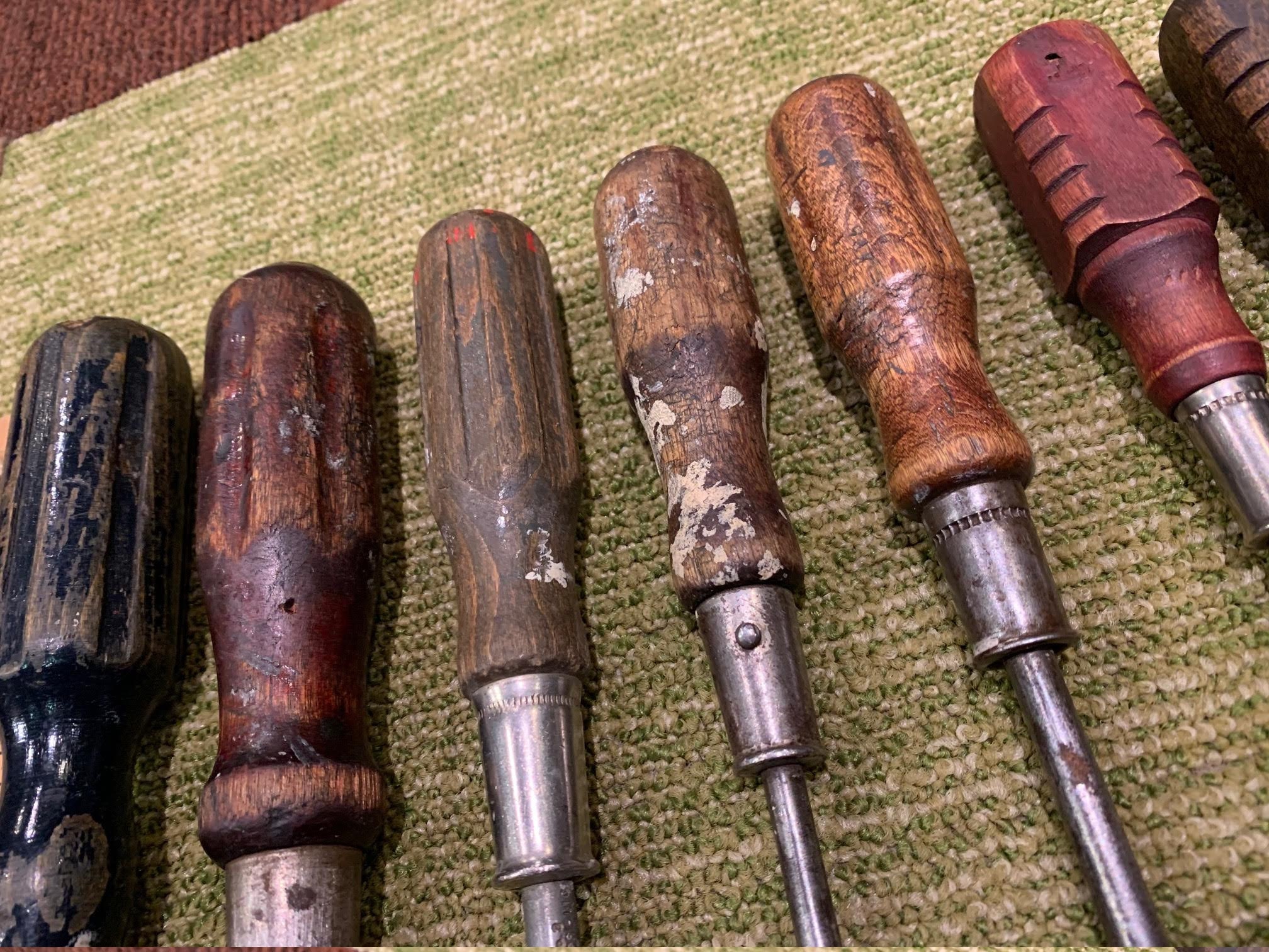 10 ways to use vintage sewing machine drawers in home decor