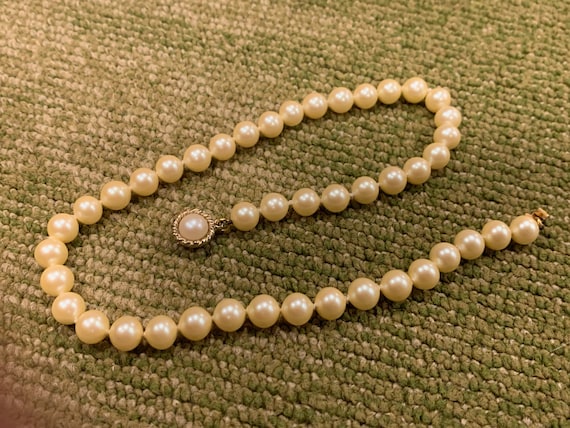 Mid Century Pearl Necklace 16 Inch MCM Gold Plate… - image 8