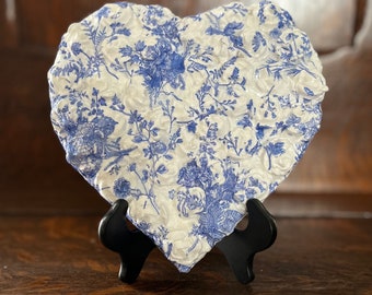 Blue & White Plaster Floral Hanging Heart