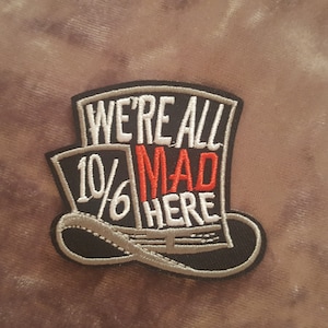 Alice in Wonderland Mad Hatters hoge hoed geborduurde opstrijkbare motiefpatch appliqué