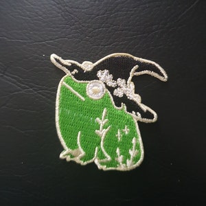 Halloween Witch Toad or Frog Embroidered Iron on Applique Motif Patch