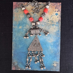 Vintage Yemen Bedouin Silver Coral Amulet Pendant Dowry Necklace Et5045