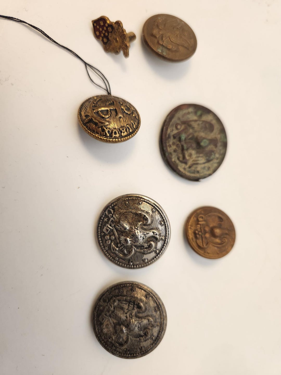 Lot of 7 Vintage Military Buttons and Sweetheart Pin Dating Between ...