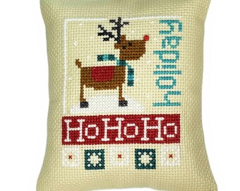 Adorno de reno en punto de cruz hecho a mano: decoración "Ho Ho Ho Holiday"