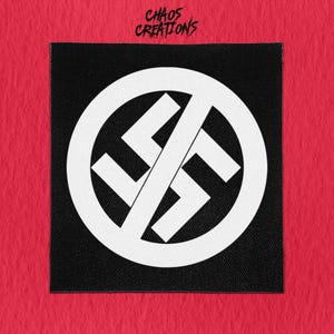 Opnaaiende punkpatch - anti-nazi-swastika