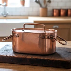 Daubière de cobre vintage, Cacerola con tapa antigua, Sartén rústica