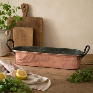 Großer Vintage-Kupferpflanzkübel – Antiker Fischkessel mit schmiedeeisernem Griff – Dekorativer Steinbutttopf – Ländlich-elegantes Dekor
