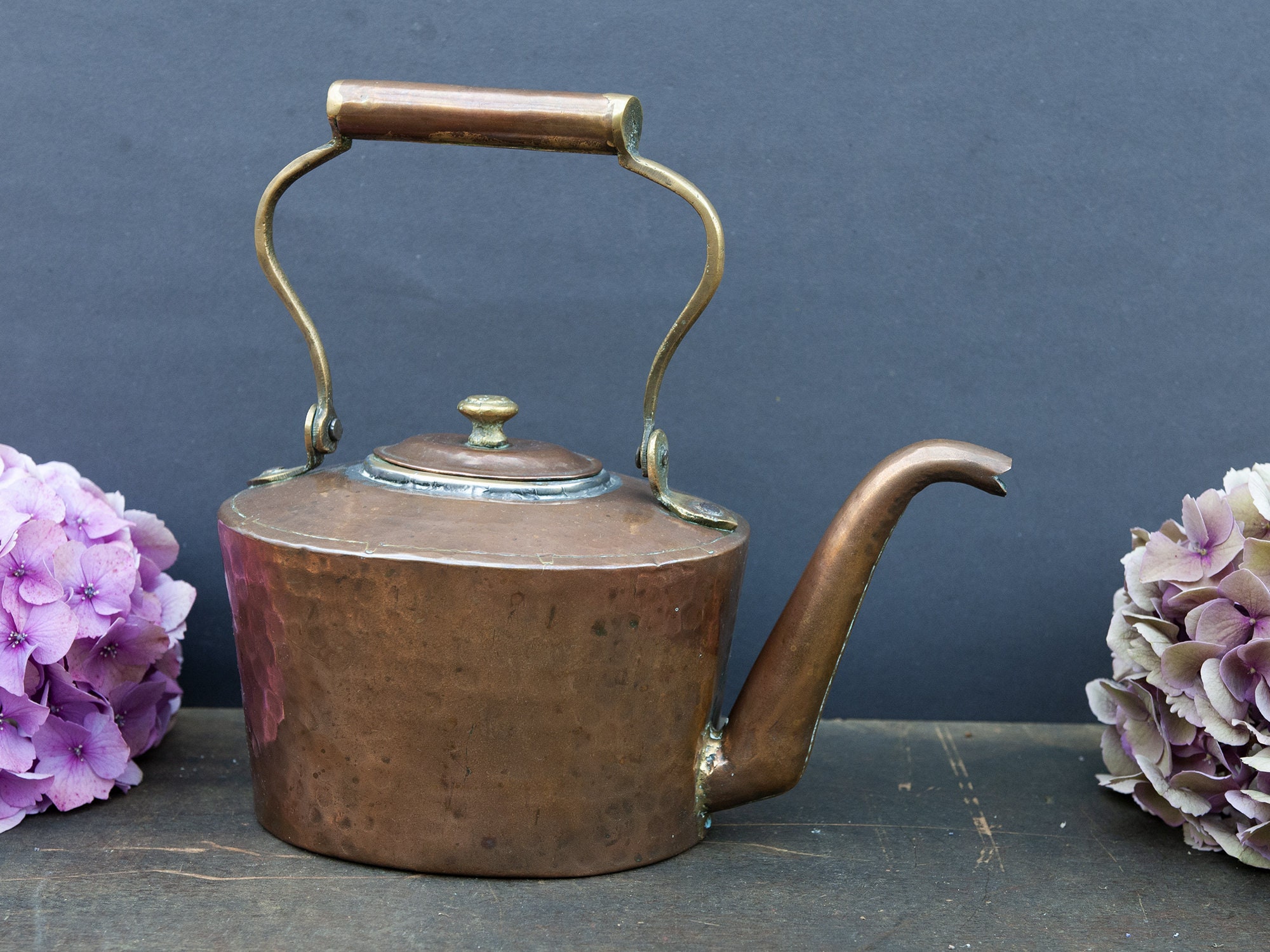 Bouilloire en Cuivre Martelé Vintage, Cafetière Métal Ancienne, Cuisine Rustique 19E Siècle