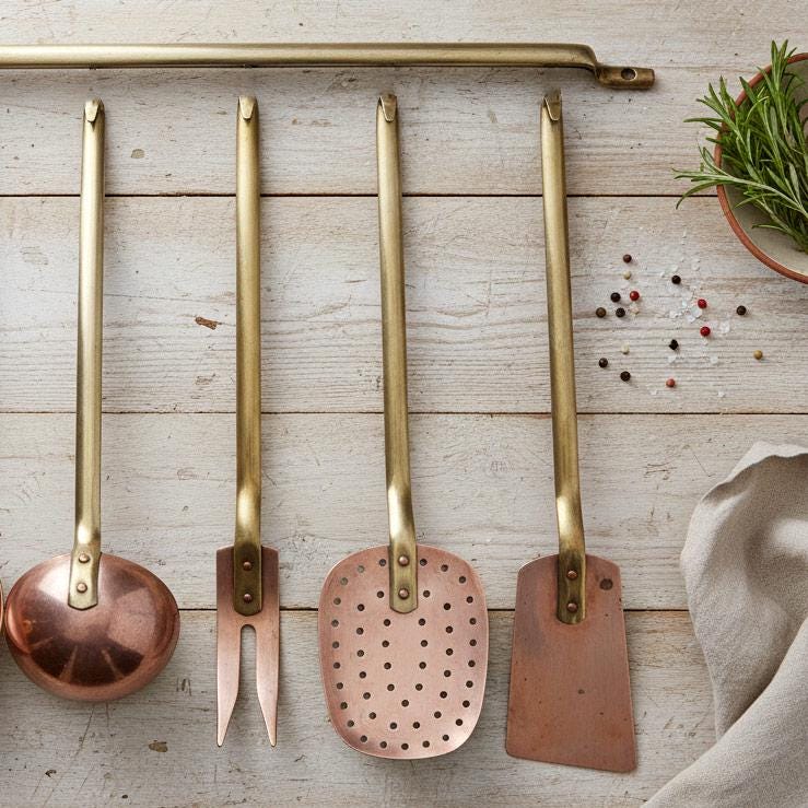 Spatule En Cuivre Avec Manche Laiton – 39 Cm, Fabrication Artisanale 1970, état Vintage