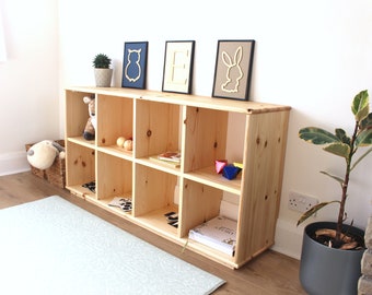 Montessori-Inspired Shelves – Solid Wood Cube Shelving Unit for Kids' Playroom or Nursery