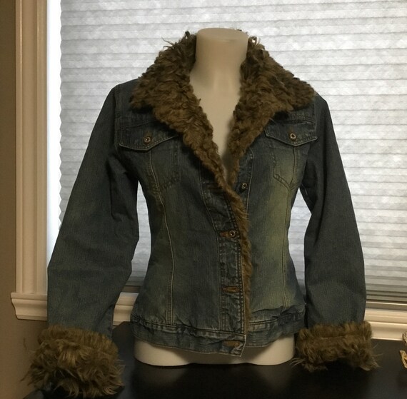 jean jacket with fur collar and cuffs