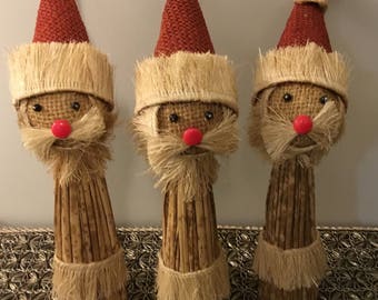 Vintage Straw Santa Ornaments, Vintage Santas, Vintage Christmas Decorations, Santa Decorations, Rustic Santa Decorations