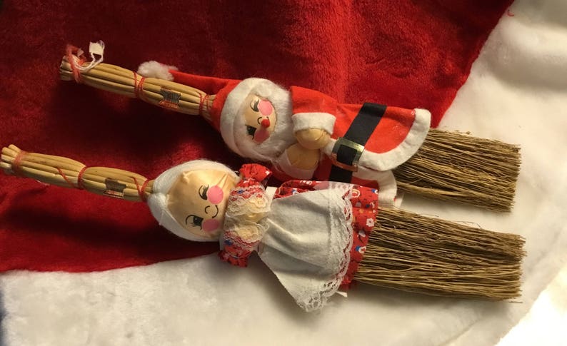 Vintage Santa and Mrs Claus Straw Broom Dolls, Vintage Enesco Santa Doll, Vintage Christmas Decorations, Vintage Christmas Ornaments, Santa, image 6