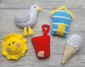 Handmade beach summer bunting / seaside garland