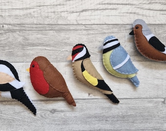 Garden birds, robin, blue tit, felt wall hanging, garland, bunting decoration