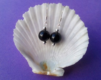 Black onyx and sterling silver hypoallergenic earrings