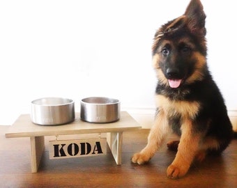 Personalized Dog Feeder Minimalist Dog Bowl Riser | Modern Dog Bowl Platform | Pet Bowl Holder Stand | Raised Dog Feeding Table | Dog Diner