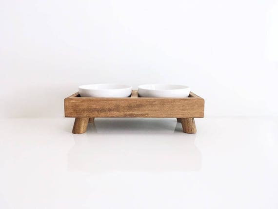 MAINEVENT Raised Dog Bowls for Medium Dogs, Modern Farmhouse Dog Bowl Stands,  Wooden Elevated Dog Bowl Stand for Medium Dog Breed brown 