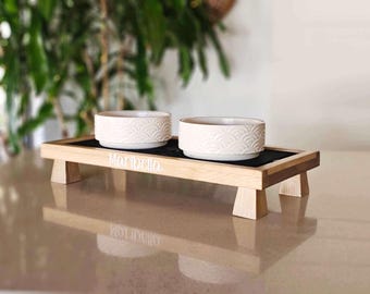 Comedero elevado para mascotas con tapete de silicona / Soporte elevado para cuencos para perros o gatos / Muebles modernos para mascotas / Estación de alimentación personalizada / Regalo para adopción de mascotas