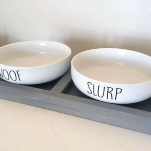 Large Custom Pet Bowls | Pet Feeding Station | Large Pet Dish | Personalized Pet Bowls | Rustic Dog Feeder | Large Dog Bogs | Pet Dishes bild 3