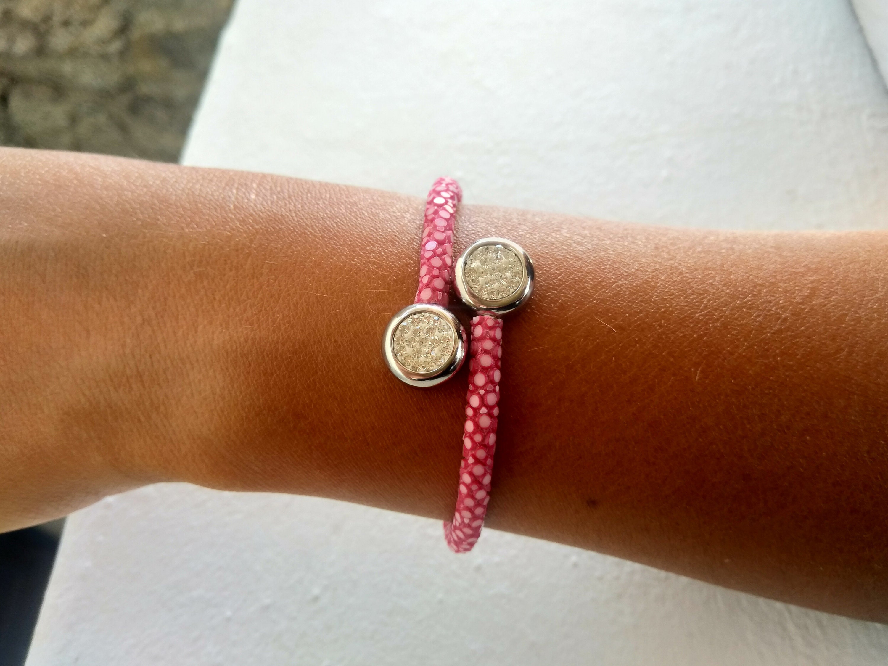 pink stingray leather bracelet,emerald green stingray leather bracelet,blue leather bracelet,shagreen bracelet,green bracelet,slim bracelet,