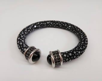 Blue stingray leather bracelet,navy blue stingray designer bangle,exotic leather bracelet,full grain leather bracelet,flexible luxury
