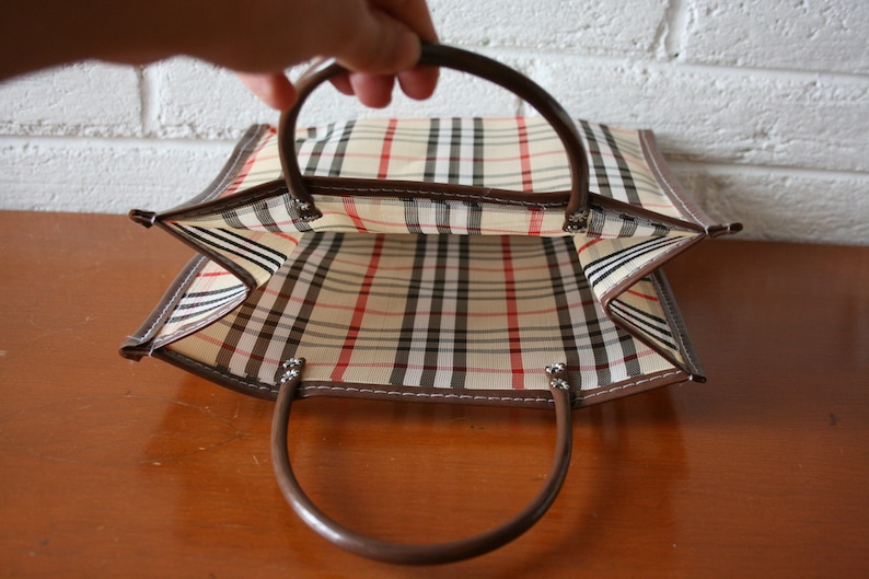 Mexican Market bag Beige with black Plastic Mesh Small #2 white and red lines