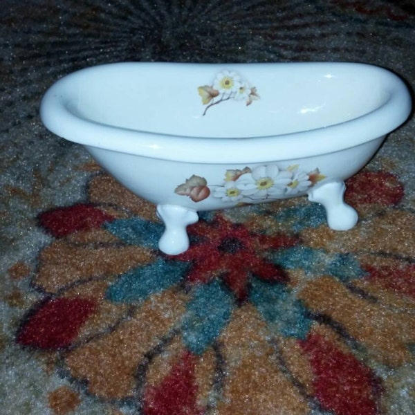 Sale 16.00! 1980s V B Athena California Bath Tub Soap Dish