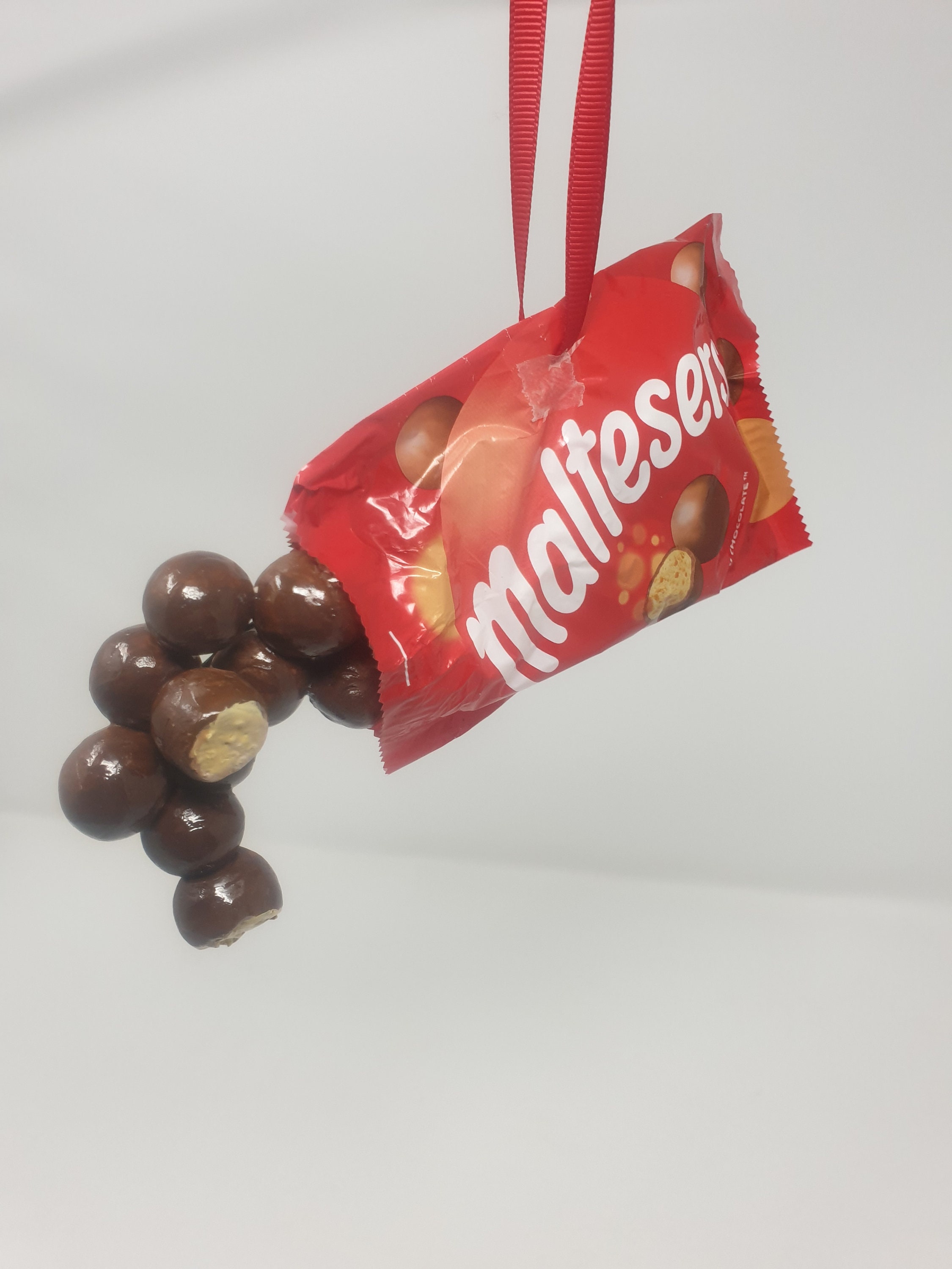 Maltesers Chocolate | Tasty Snacks | 37g Packs | Worldwide Shipping |  Wholesale Deals