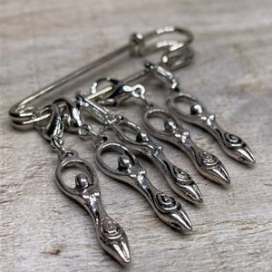 Goddess Wiccan Stitch Markers for Knitting and Crochet, Progress Keepers to track your progress, stitches and row, Pattern Pagan Magic