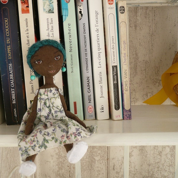 Petite poupée chiffon unique 18 cm, poupée de collection, poupée africaine