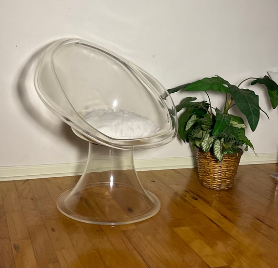 Vintage Lucite Daffodil Lounge Chair 'invisible' Series by Erwing