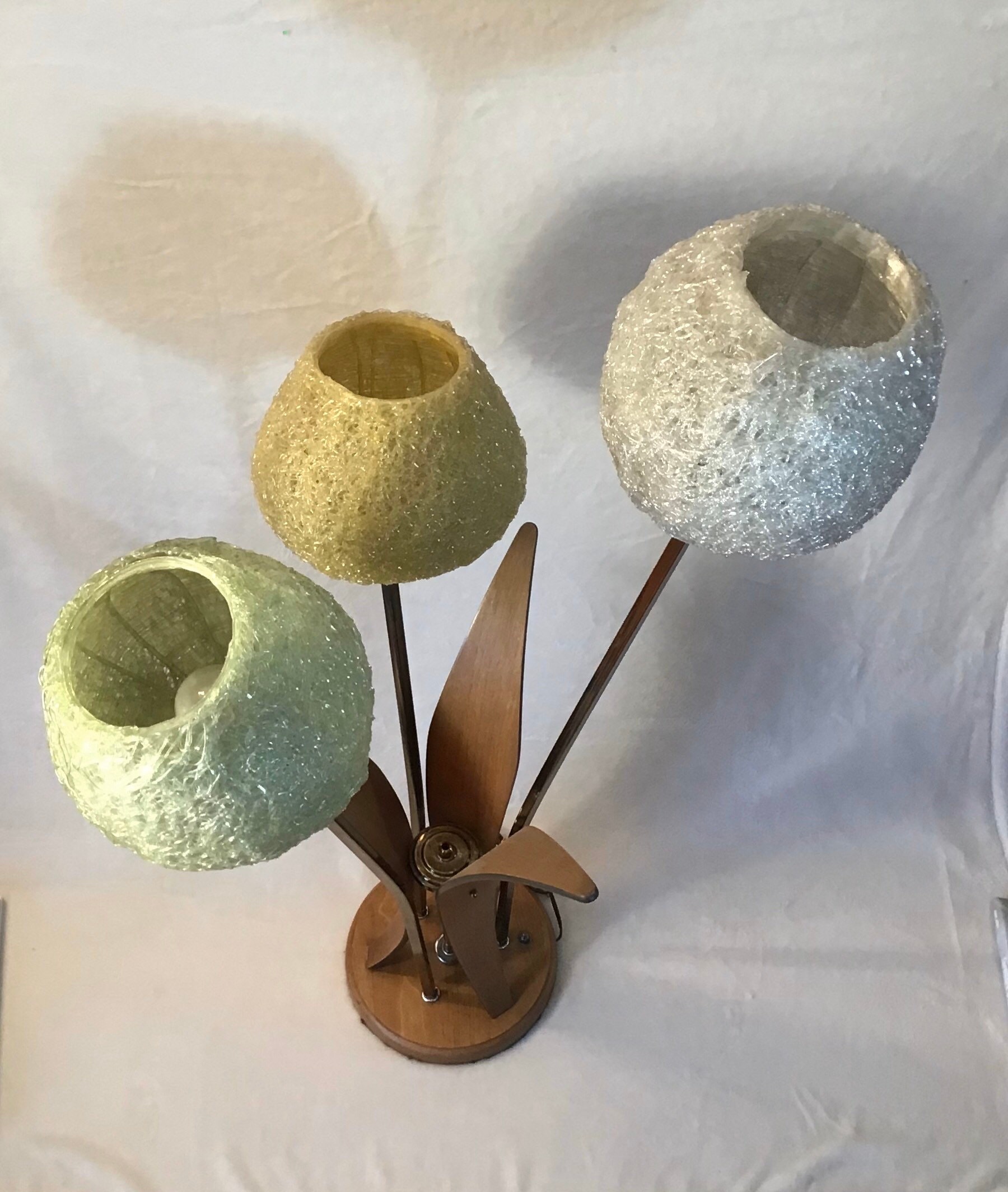 Mid century Danish Modern Lucite Spaghetti Flower Table Lamp Three
