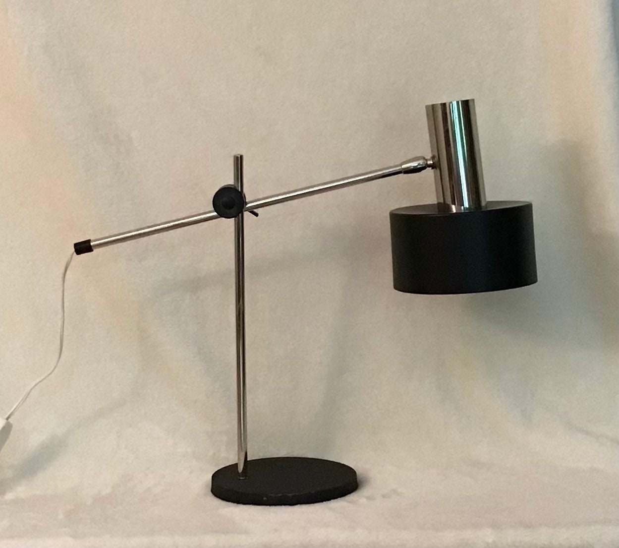 Mid Century Modern Leclaire Schafer Articulated Metal Table Lamp