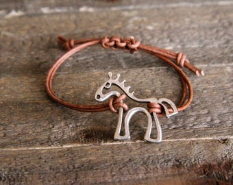 genuine leather horse bracelet, artisan horse charm bracelet, boho horse jewelry, genuine leather bracelet, horse bracelet