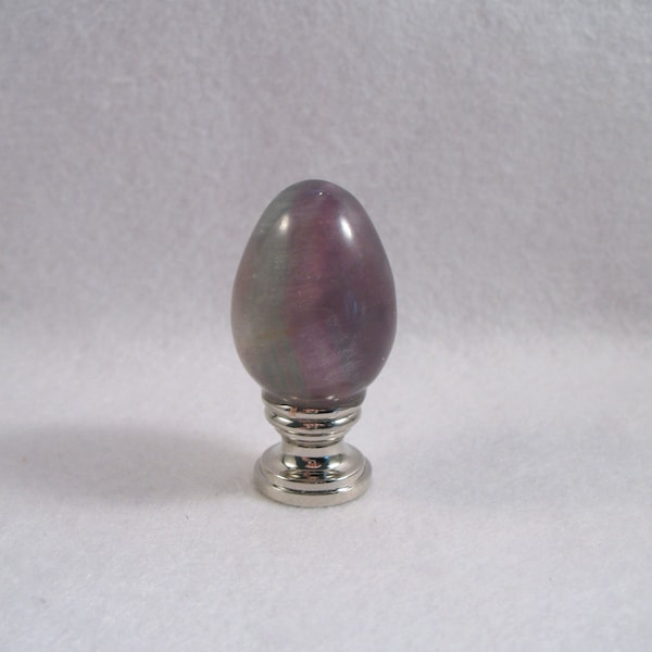 Lamp Finial Amethyst Shades of Purple and Green Mixed in a Lovely Egg Shaped Stone 9F13