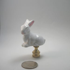 White Resin Easter Bunny Lamp Finial (2 3/4 Tall) – Found Object