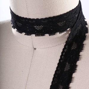 Schwarze Stretch Spitze 2 YARDS Scalloped Edges Herz Design schwarz dehnbare Borte / Schwarze elastische Spitze