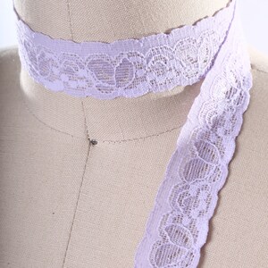 2 Yardas 7/8" Periwinkle Lilac Stretch Encaje Trim Encaje para Scrapbooking Narrow Lilac Encaje Suave Textura / Un Camino Stretch