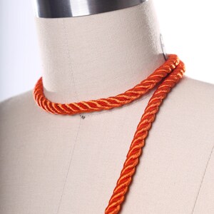 Orange Satin Rope Trim. Nastro di corda silky arancione / Nastro di corda Satin / Beige Satin Cord Trim / Corda per tende