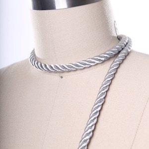 Hellgrau Seil Trim. Silber grau seidig Seil Band / Satin Seil Band / grau Satin Schnur Trim / verkauft Bulk-Lager