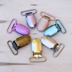 4 pieces  1&quot; Metal Suspender Clips Available in 5 Colors- Versatile and Practical. Comes with Plastic Grip