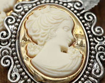 Cameo Button Ivory Face Gold Background and Silver Frame