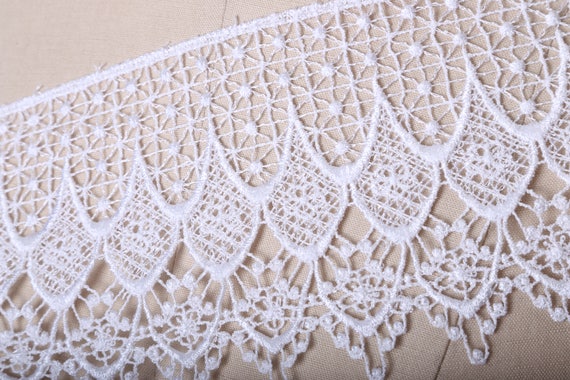 5/8 inch wide gold color select length Metallic Venise Lace 5/8 inch wide gold color select length Metallic Venise Lace