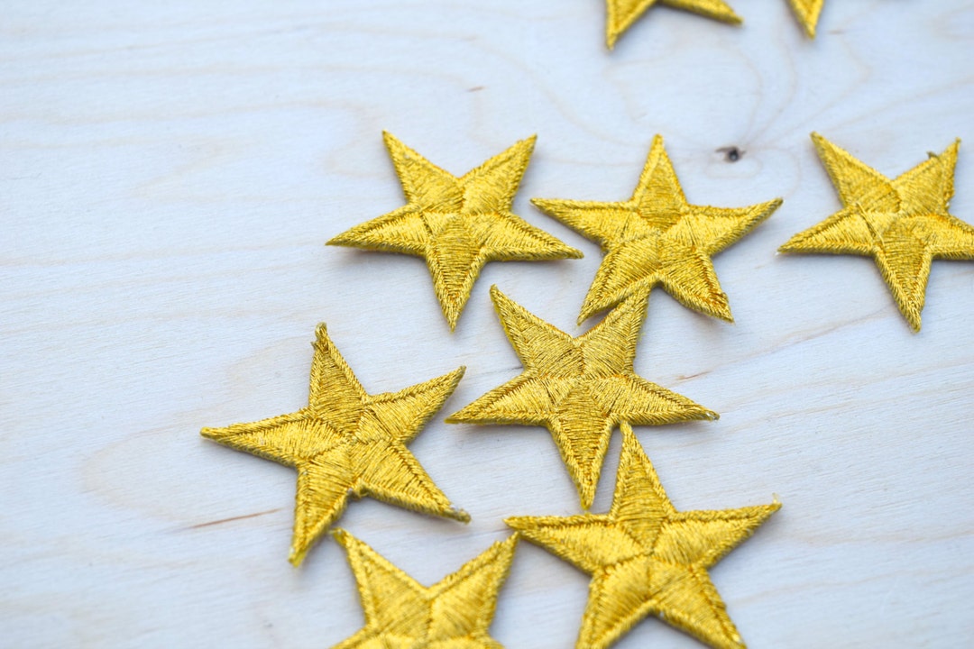 One Inch Star Patches, Embroidered 1 Star Patch Iron On Appliques in 13  Colors, High Quality Patch Material Can Also Be Sewn On or Glued On 